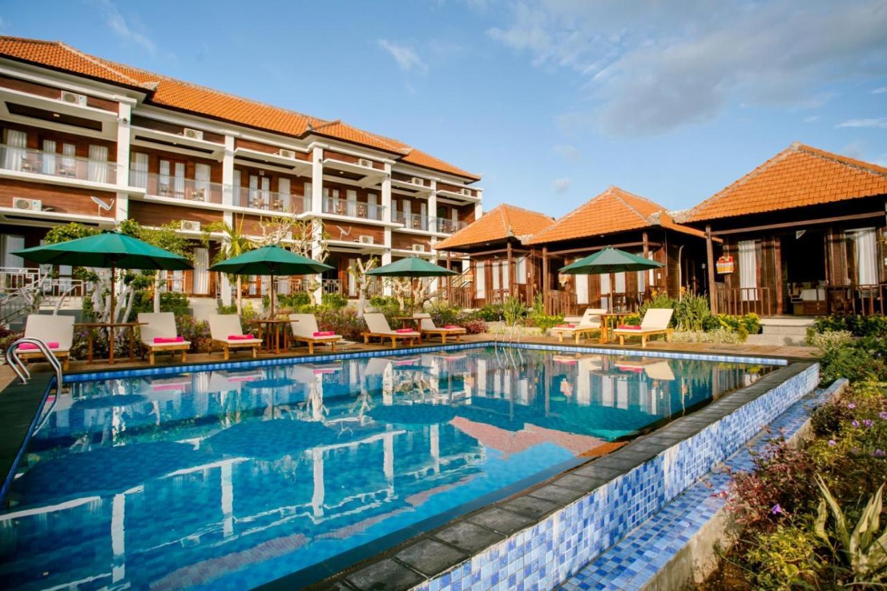 Nusa Sedayu Hotel By Ocean View Batununggul Buitenkant foto