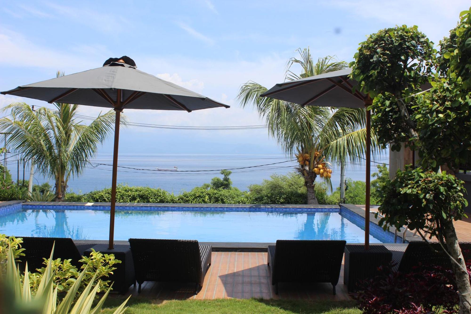 Nusa Sedayu Hotel By Ocean View Batununggul Buitenkant foto
